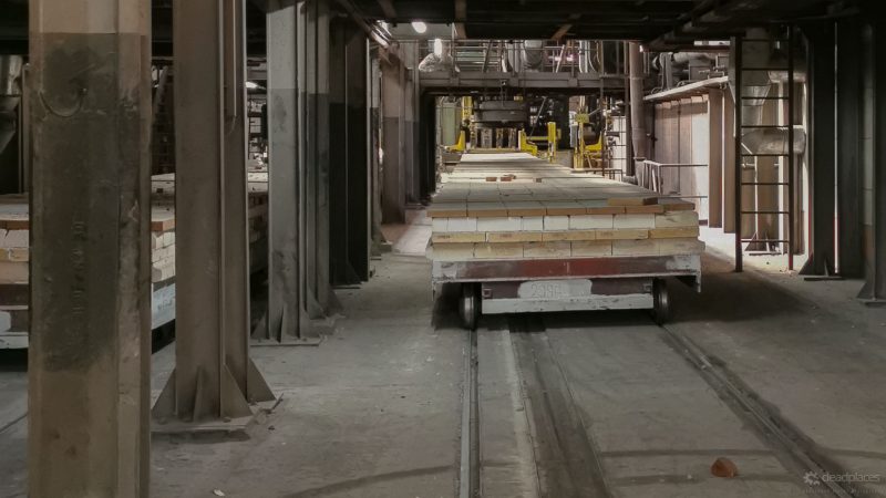 Fahrweg Schiebebuehne Pressen Hangseite